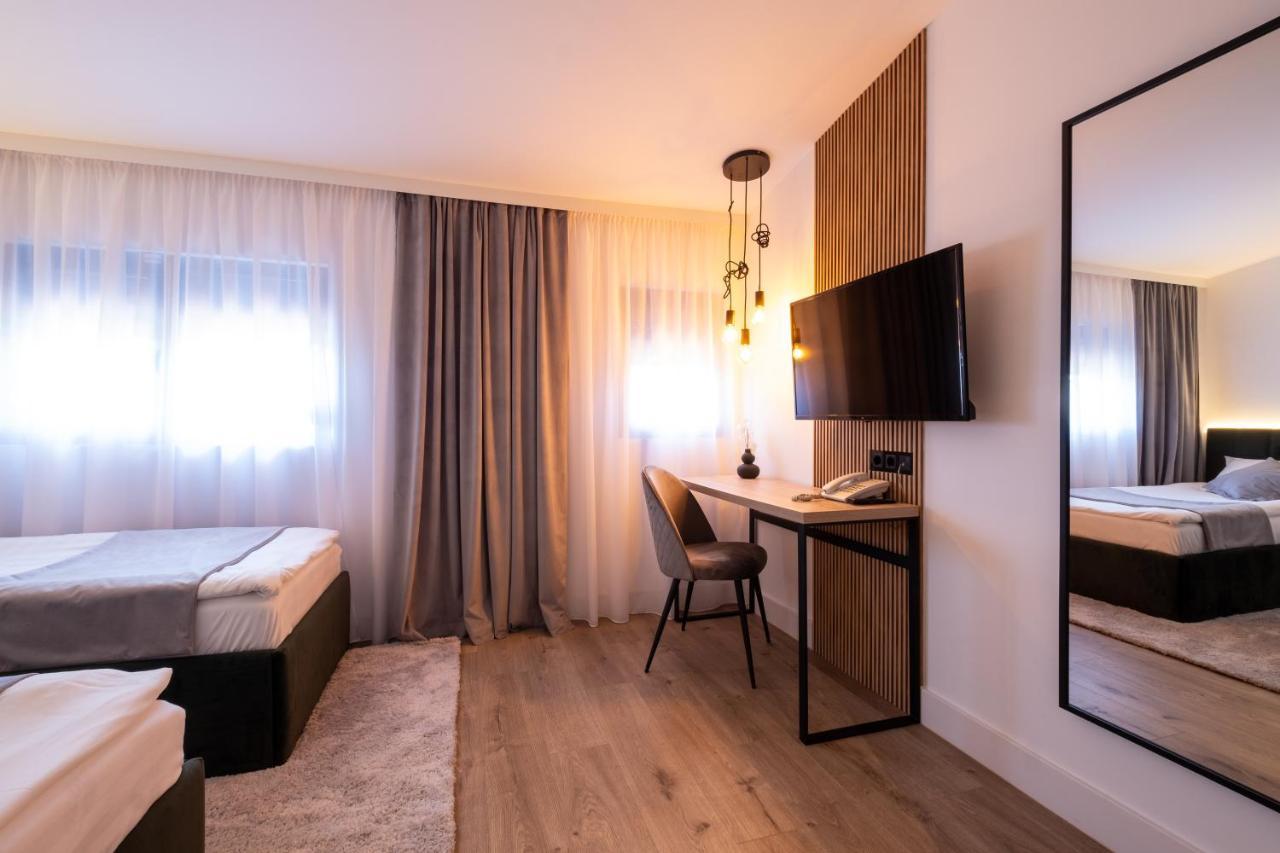 Pensiunea Casa Georgia Comanesti  외부 사진
